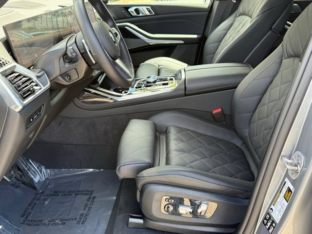 Used 2026 BMW X7 xDrive40i w/ M Sport Package AWD/4WD image 20