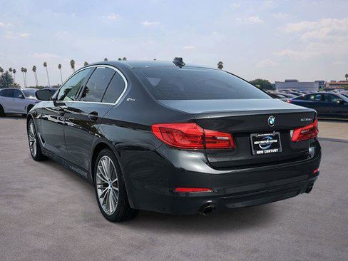 Used 2019 BMW 530e w/ Premium Package image 7