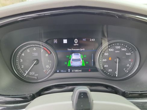 Used 2022 Cadillac XT6 Premium Luxury w/ Technology Package image 27