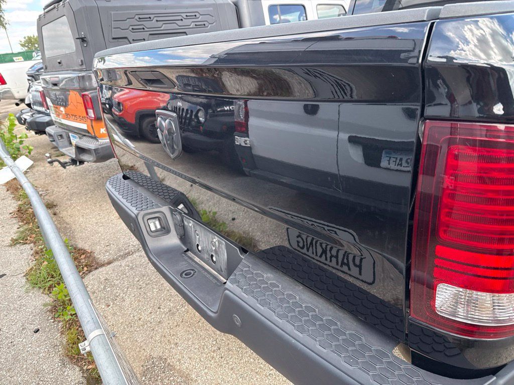 Used 2024 RAM 1500 Warlock RWD image 6