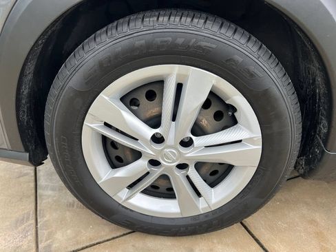 Used 2024 Nissan Kicks S FWD image 23
