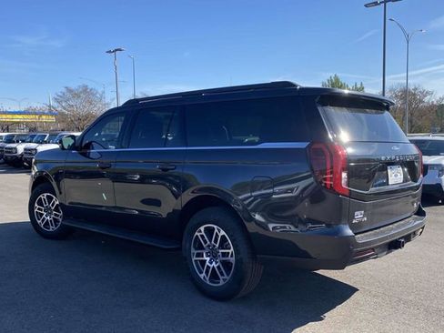 New 2025 Ford Expedition Max Active image 5