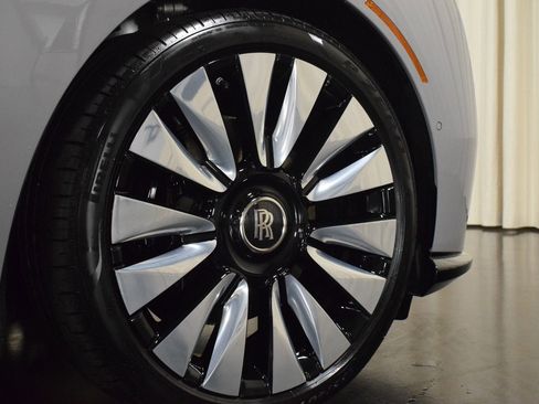 New 2024 Rolls-Royce Spectre w/ Spectre Launch Package image 17