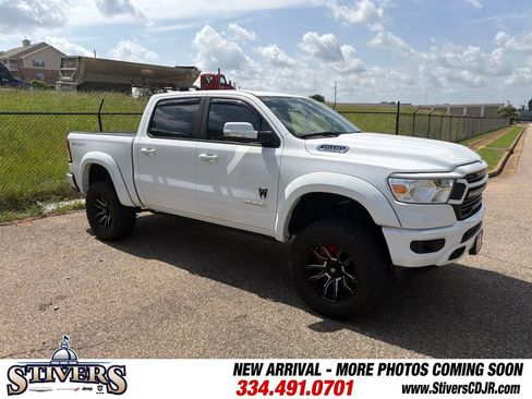Used 2022 RAM 1500 Big Horn AWD/4WD image 1