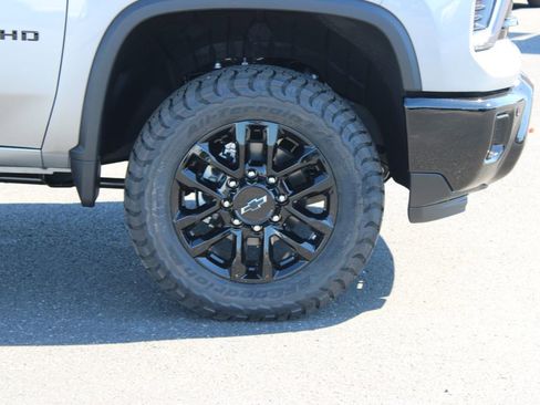 New 2026 Chevrolet Silverado 2500 LT w/ Trail Boss Package AWD/4WD image 12