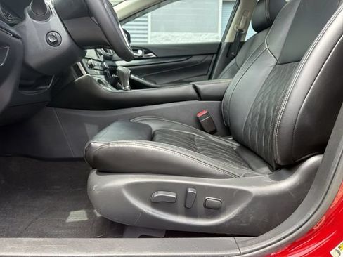 Used 2023 Nissan Maxima Platinum w/ Sport Mat Group FWD image 13