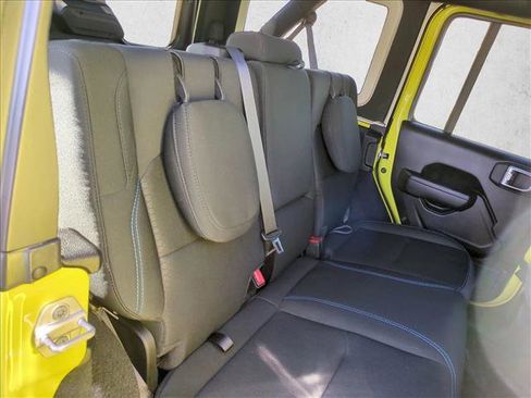 Certified 2023 Jeep Wrangler Unlimited Rubicon 4xe image 18