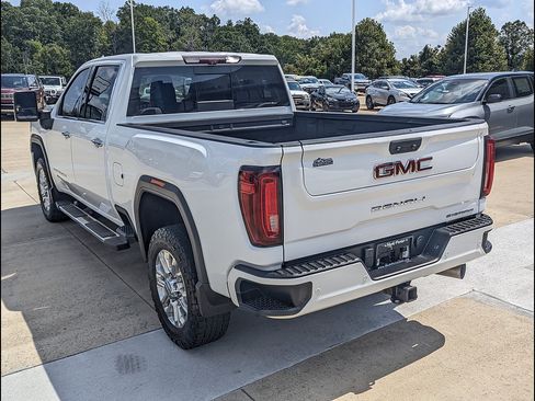 Used 2021 GMC Sierra 3500 Denali w/ Denali Ultimate Package AWD/4WD image 9