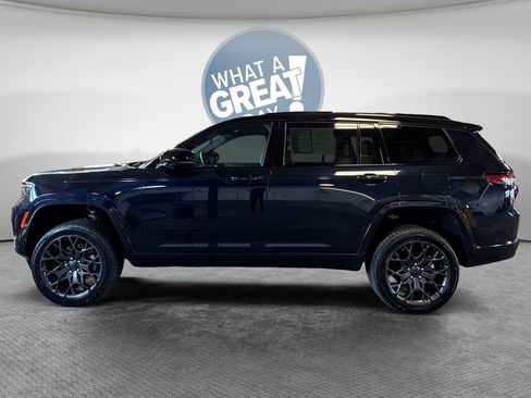 Used 2023 Jeep Grand Cherokee L Summit w/ Advanced Protech Group IV AWD/4WD image 7