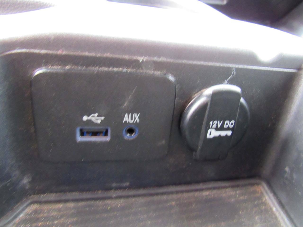 Used 2020 RAM 1500 Tradesman w/ Chrome Appearance Group RWD image 21