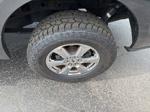 Used 2019 Ford F150 XLT w/ Equipment Group 302A Luxury AWD/4WD image 10