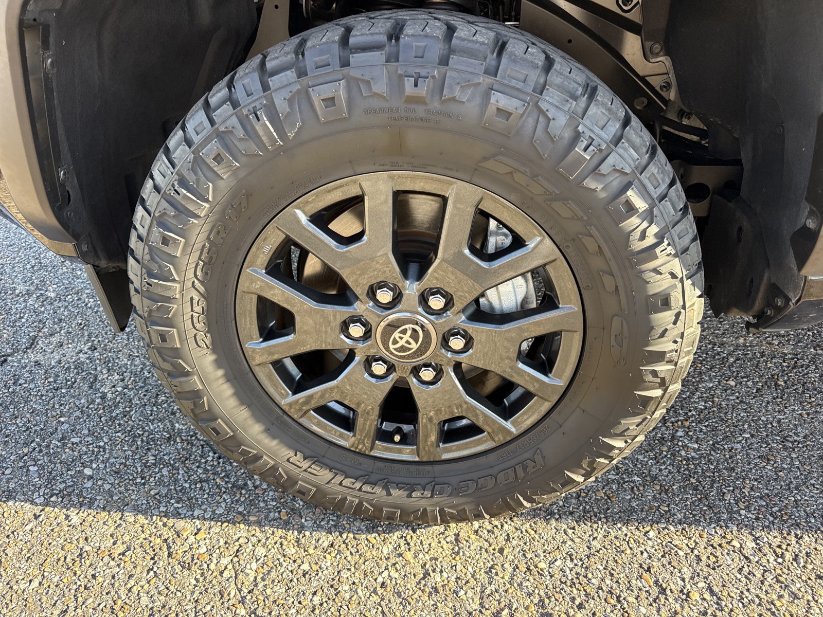 Used 2025 Toyota 4Runner SR5 RWD image 10