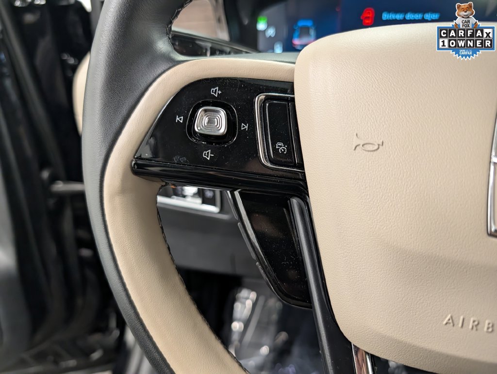 Used 2025 Lincoln Corsair Reserve AWD/4WD image 22