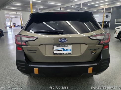 Used 2025 Subaru Outback Wilderness AWD/4WD image 6