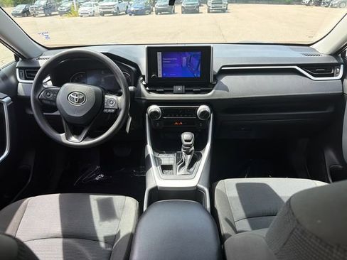 Certified 2025 Toyota RAV4 LE AWD/4WD image 21