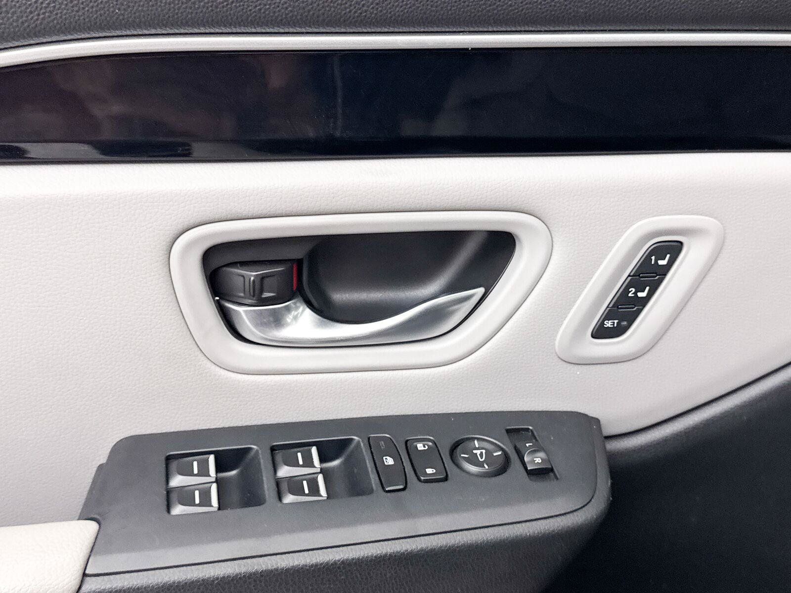 Used 2024 Honda Pilot Touring image 30