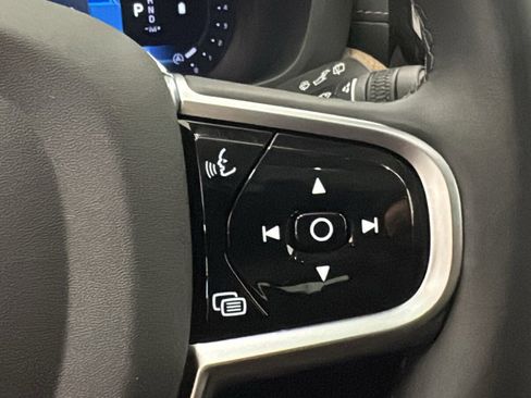 New 2026 Volvo XC60 B5 Ultra w/ Protection Package Premier AWD/4WD image 14