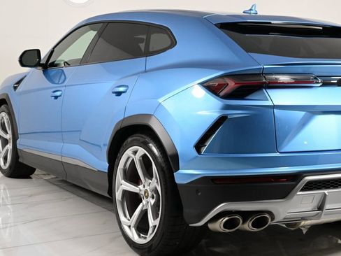 Used 2022 Lamborghini Urus image 28