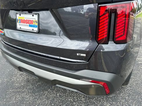 New 2025 Kia Sorento SX Prestige image 40