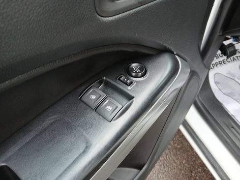 Used 2022 Chevrolet Colorado LT w/ Fleet Safety Package AWD/4WD image 13