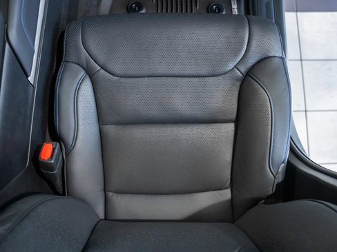 New 2026 Toyota Sequoia Platinum AWD/4WD image 35