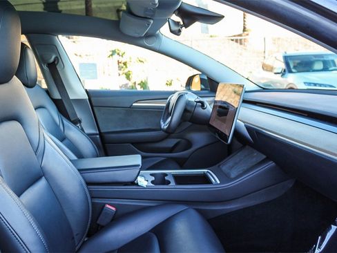 Used 2023 Tesla Model 3 Performance image 21