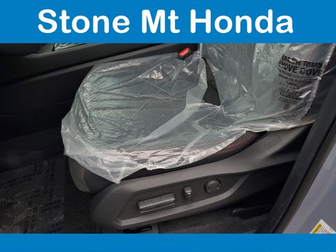 New 2025 Honda Pilot Sport image 19