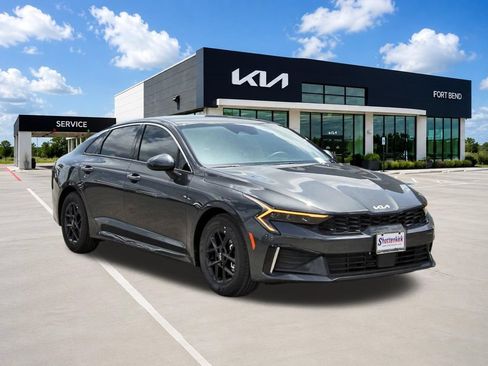 New 2026 Kia K5 LXS FWD image 3