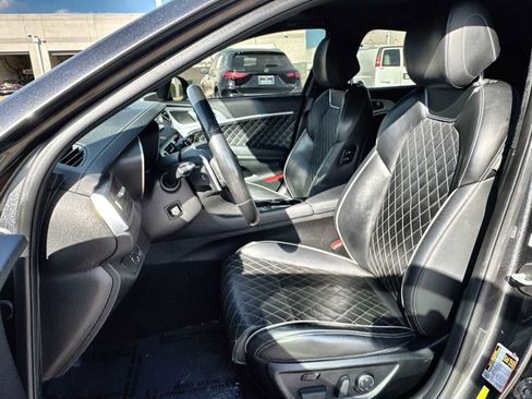 Used 2020 Genesis G70 3.3T w/ Sport Package image 3