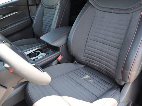 New 2025 Ford Explorer ST-Line w/ Premium Package image 10