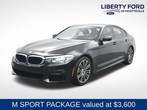 Used 2019 BMW 540i xDrive w/ M Sport Package image 1
