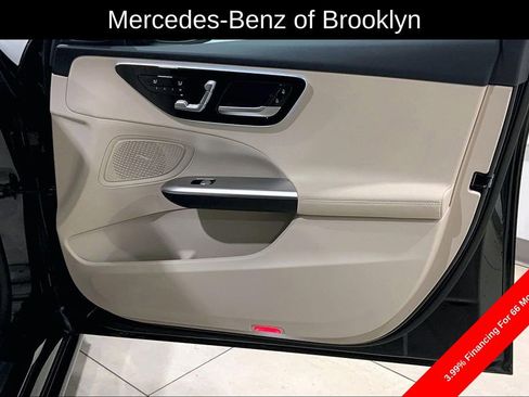Certified 2025 Mercedes-Benz C 300 4MATIC Sedan image 24