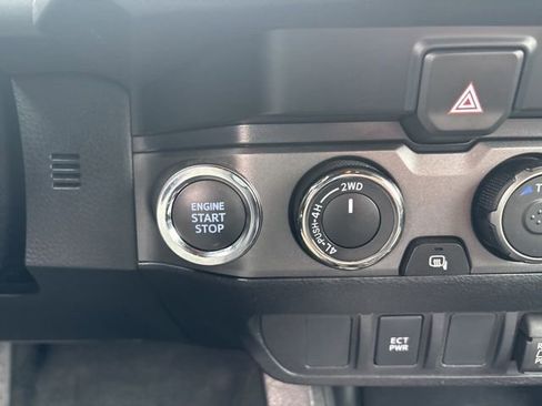 Certified 2023 Toyota Tacoma TRD Sport image 30