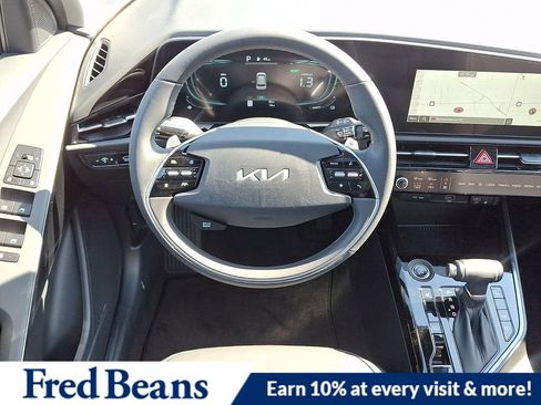 New 2026 Kia Niro EX w/ EX Premium Package FWD image 7
