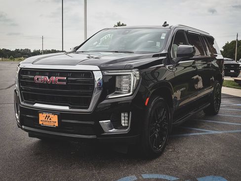 Used 2021 GMC Yukon XL SLE AWD/4WD image 9