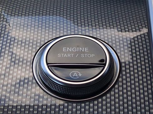 Used 2025 Mercedes-Benz CLE 300 4MATIC Cabriolet image 27