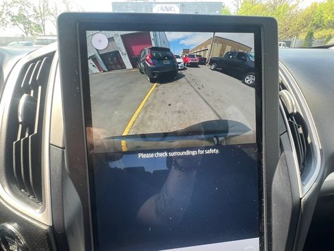 Used 2023 Ford Edge SE AWD/4WD image 26