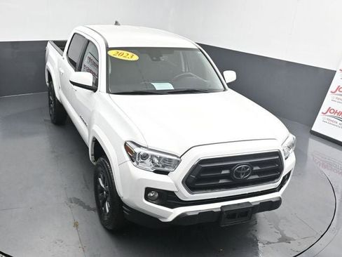 Used 2023 Toyota Tacoma 4x4 Double Cab image 14