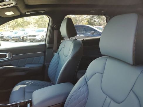 Certified 2025 Kia Sorento SX Prestige image 16