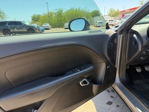 Used 2019 Dodge Challenger R/T Scat Pack RWD image 11