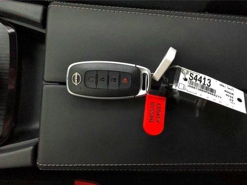 Certified 2023 Nissan Rogue SV image 37