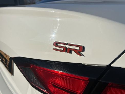 Used 2024 Nissan Altima 2.5 SR image 29