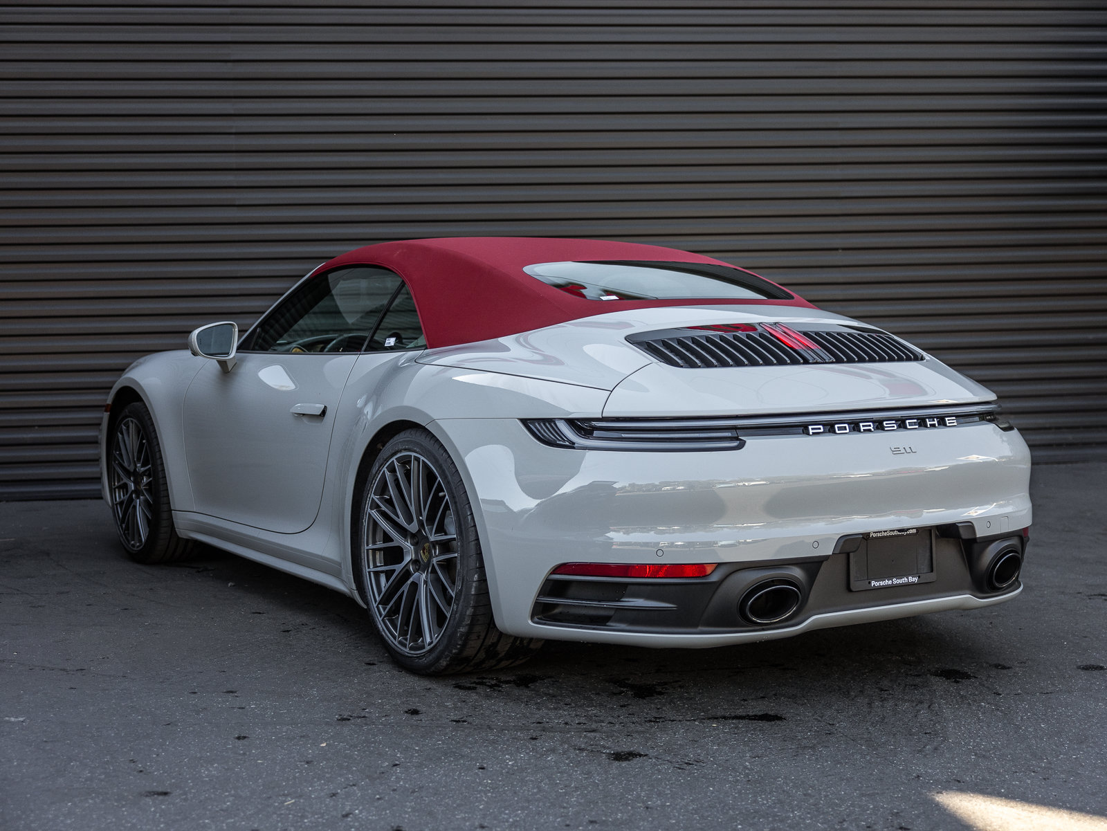 Certified 2022 Porsche 911 Carrera S RWD image 3
