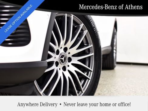 Certified 2025 Mercedes-Benz GLC 300 4MATIC image 9