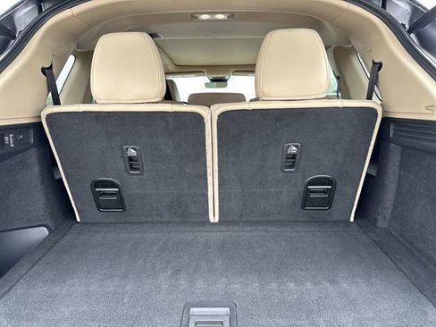 Used 2025 Acura MDX w/ Technology Package image 28