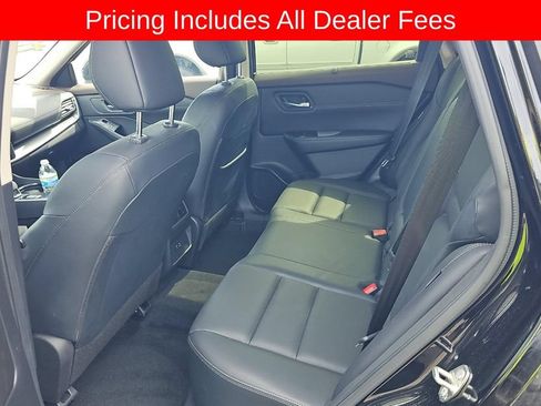 Used 2023 Nissan Rogue SV w/ SV Premium B Package AWD/4WD image 11