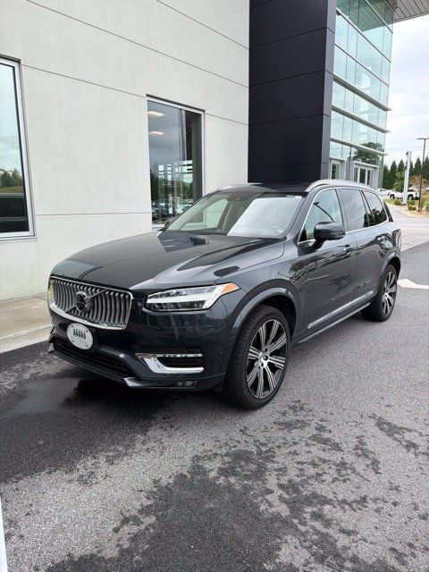 Used 2022 Volvo XC90 T6 Inscription w/ Advanced Package AWD/4WD image 2