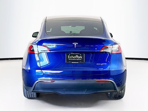 Used 2023 Tesla Model Y Long Range image 7