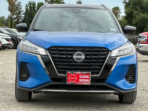 Certified 2023 Nissan Kicks SR FWD image 11