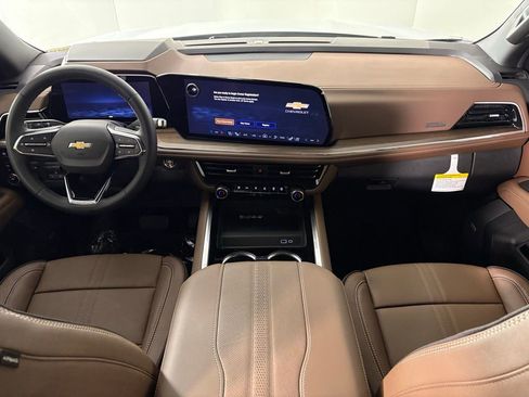 New 2026 Chevrolet Suburban High Country w/ Sun And Tow Package AWD/4WD image 43